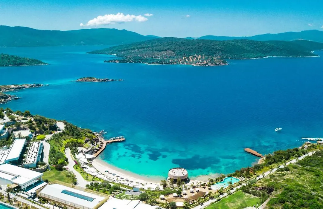 La Meridyen Beach Bodrum panoramik koy manzarası